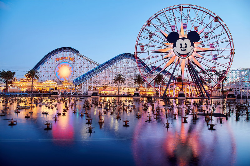 Disney California Adventure Park - Holiday Inn Express & Suites